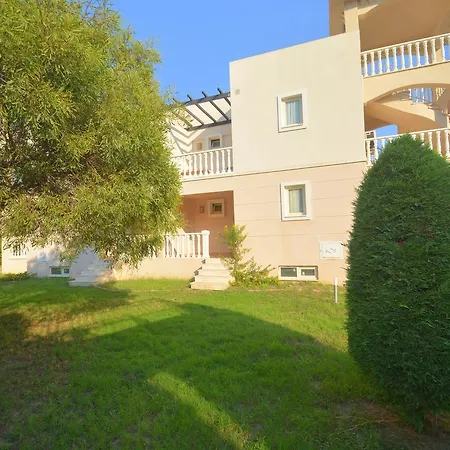 Bodrum Fcc 1 Bedroom Garden Near Pool Holiday Apartment S52 * Bogazici
