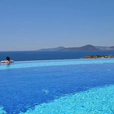 Bodrum Fcc 1 Bedroom Garden Near Pool Holiday Apartment S52